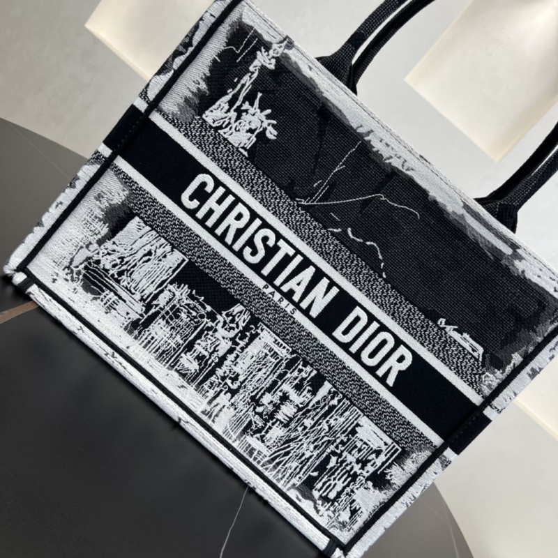 Dior Shopping Bags